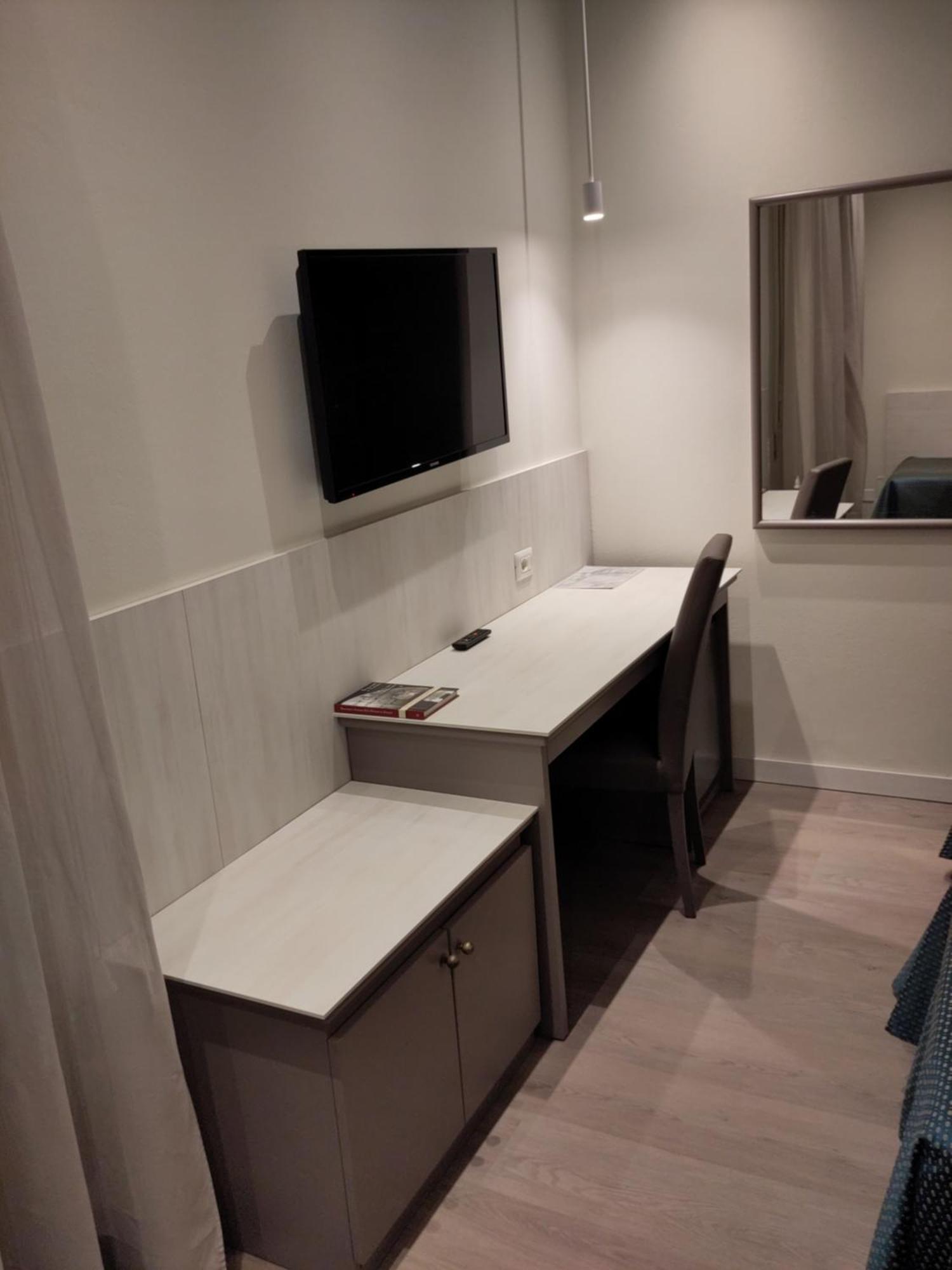 Confidence Hotel Europa Ченто Стая снимка