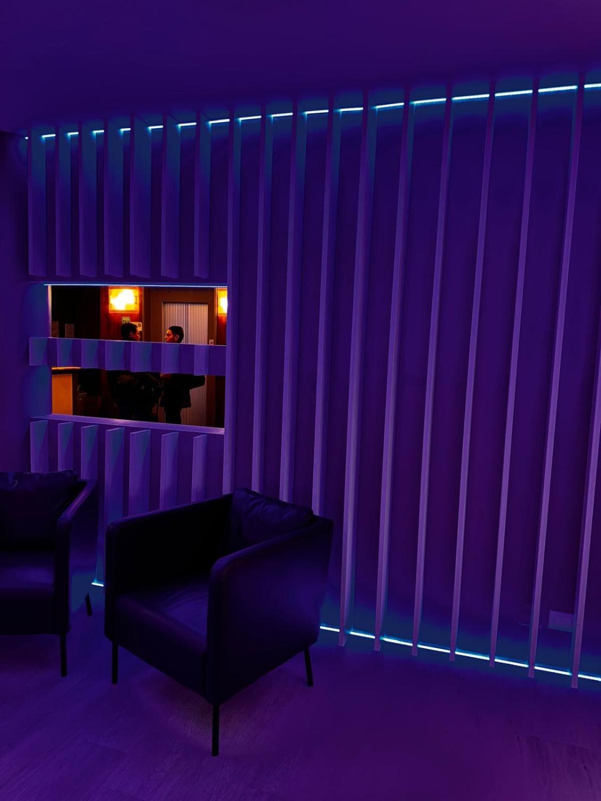 Confidence Hotel Europa Ченто Екстериор снимка